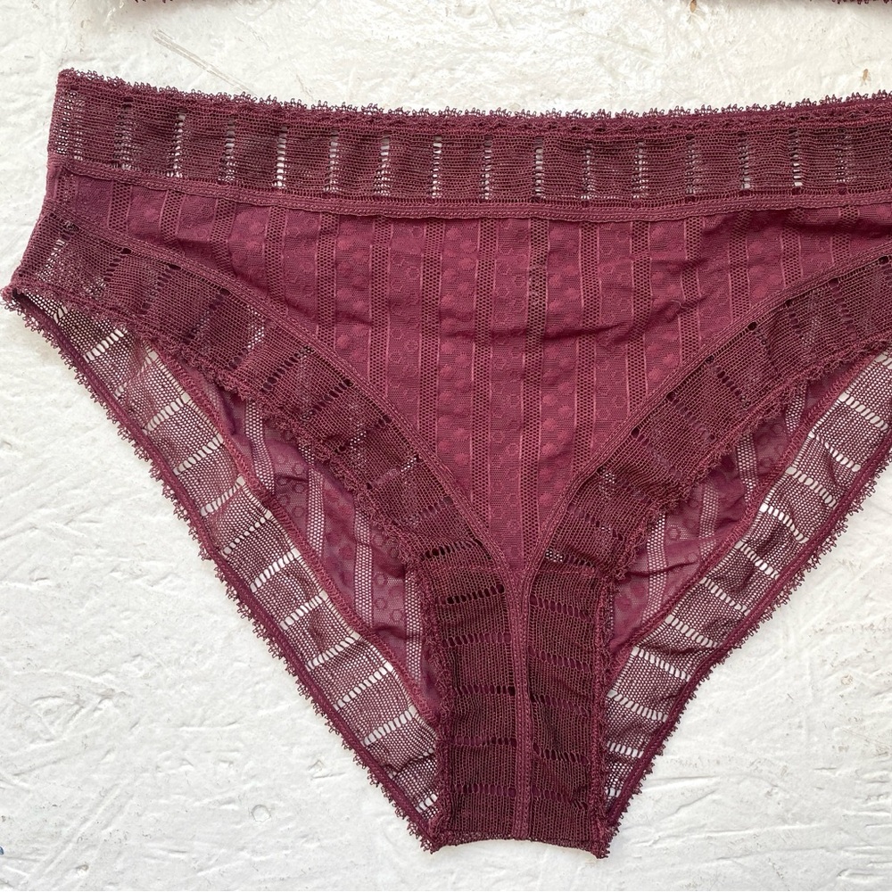 Burgundy Lace Bralette and Panty Set - Picture 4 of 8
